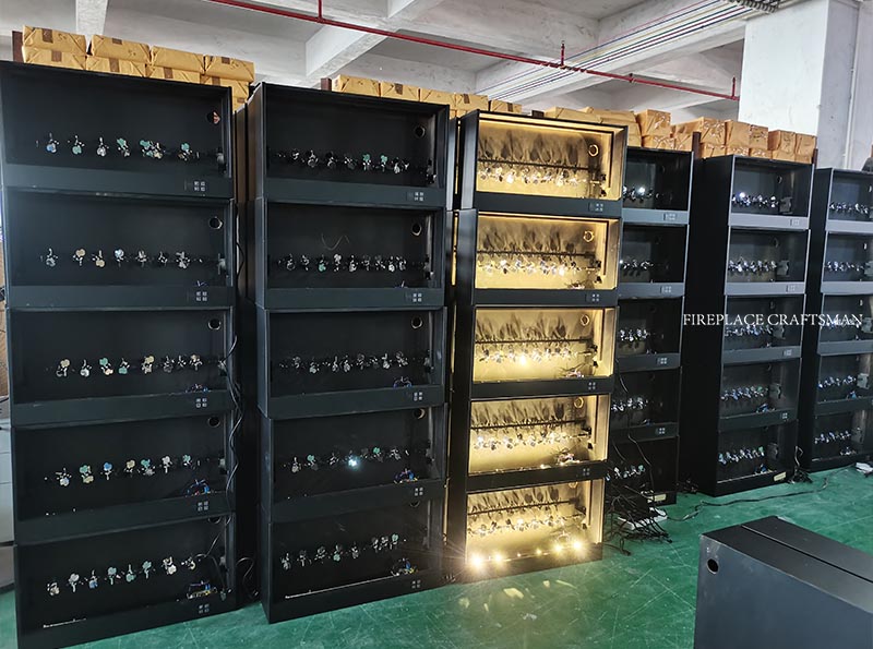 Produzione in serie di inserti per caminetti elettrici per progetti su larga scala